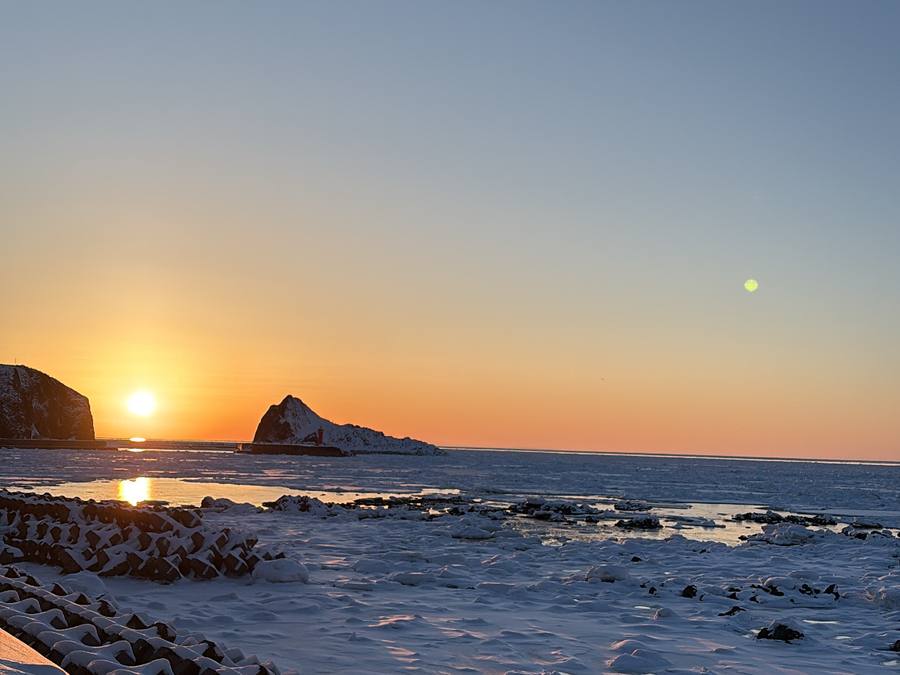 流氷と夕陽 1