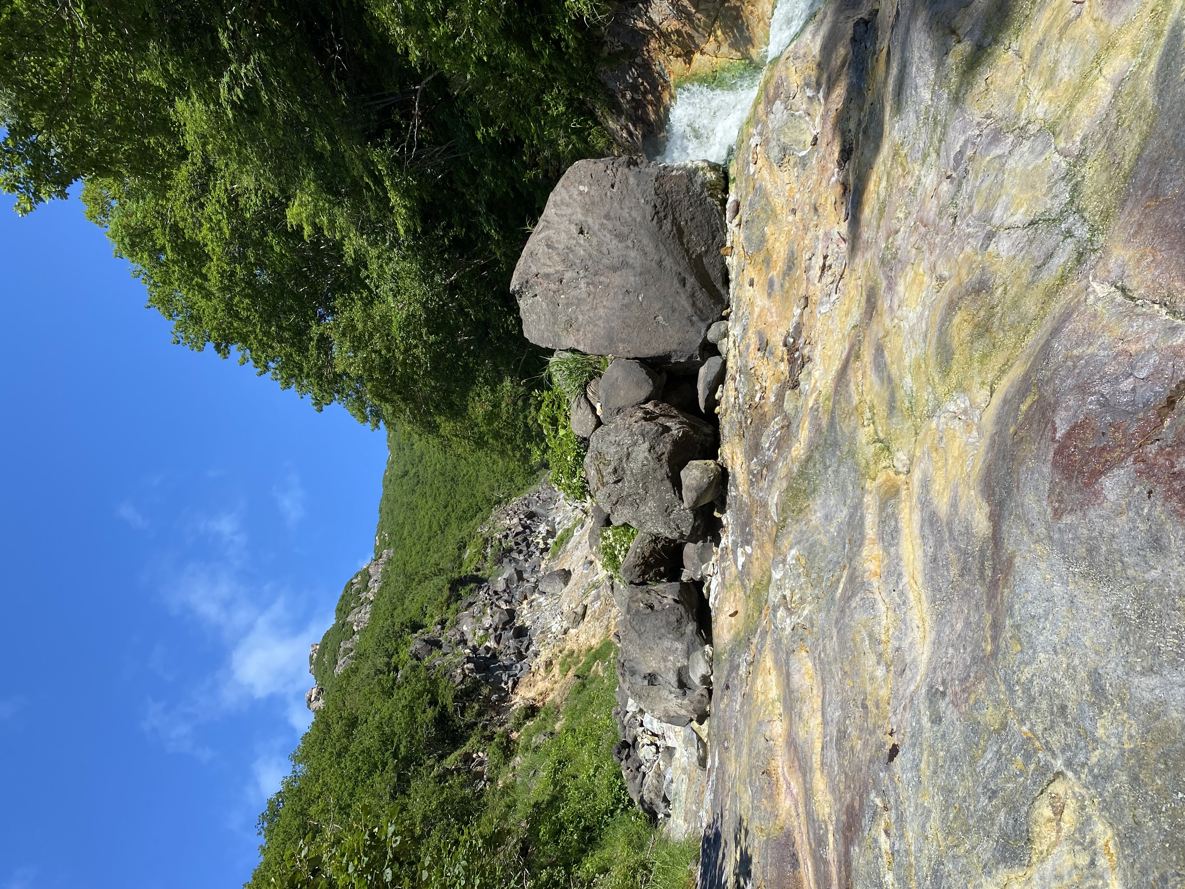 カムイワッカ湯の滝1