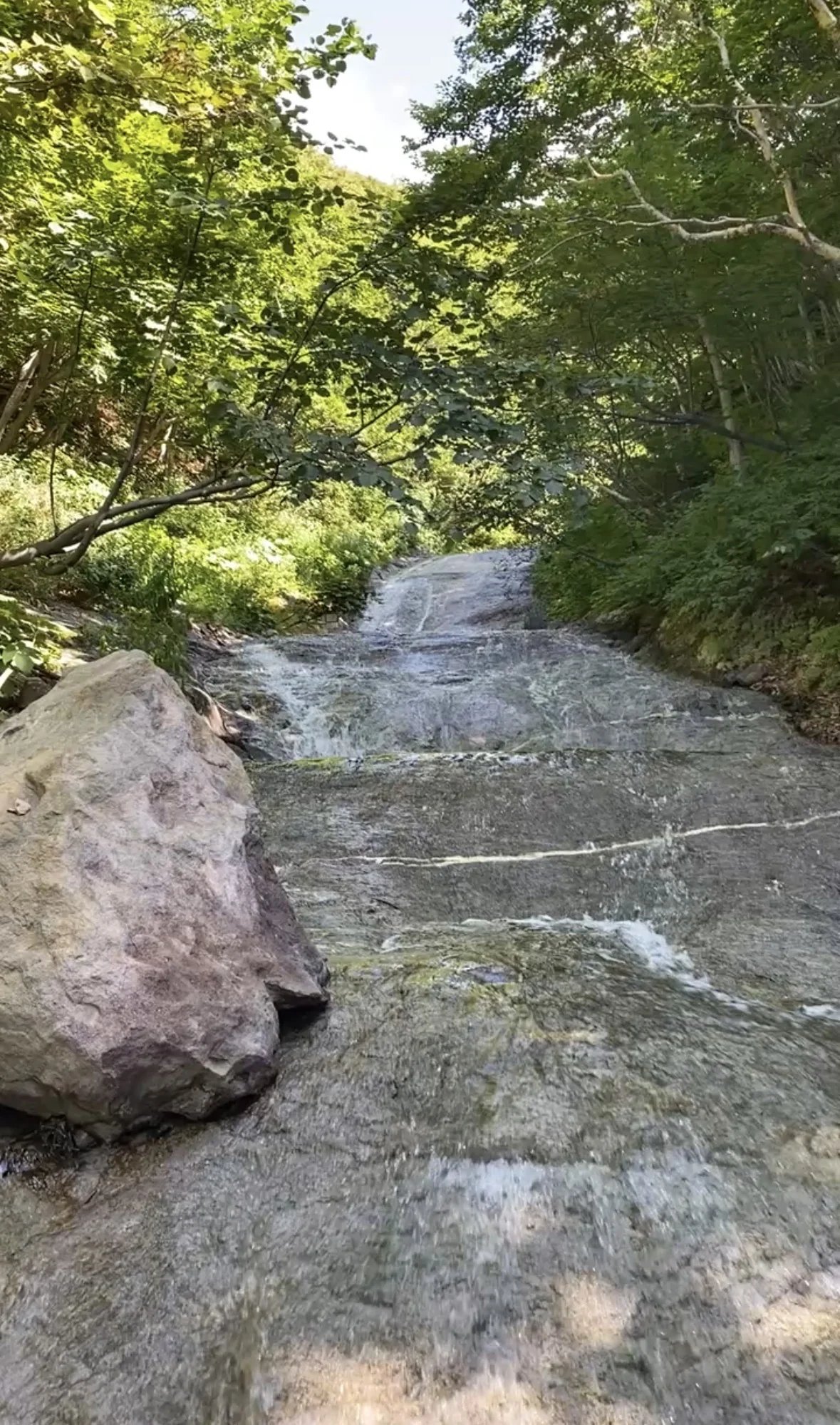 カムイワッカ湯の滝3